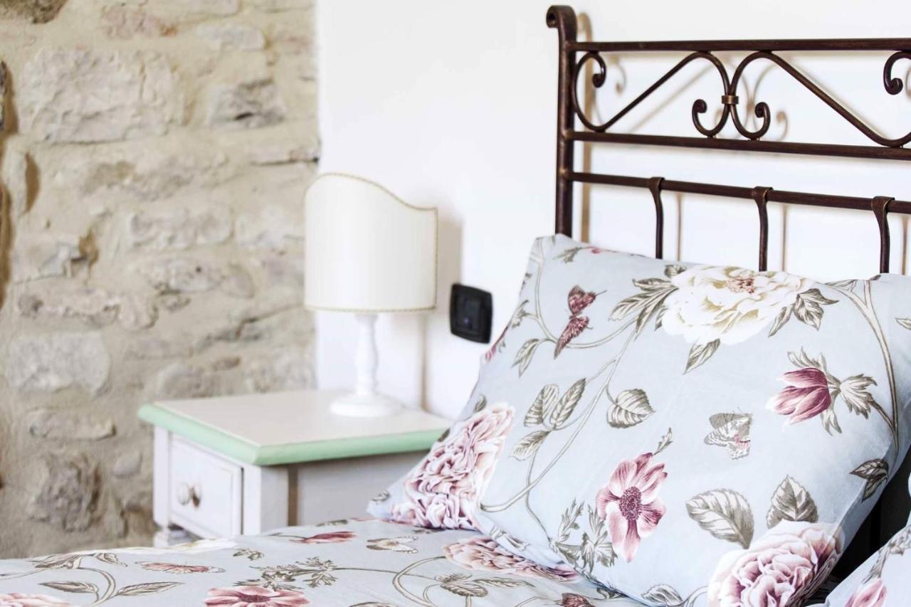 Agriturismo La Palazzetta Di อัสซิซี ภายนอก รูปภาพ