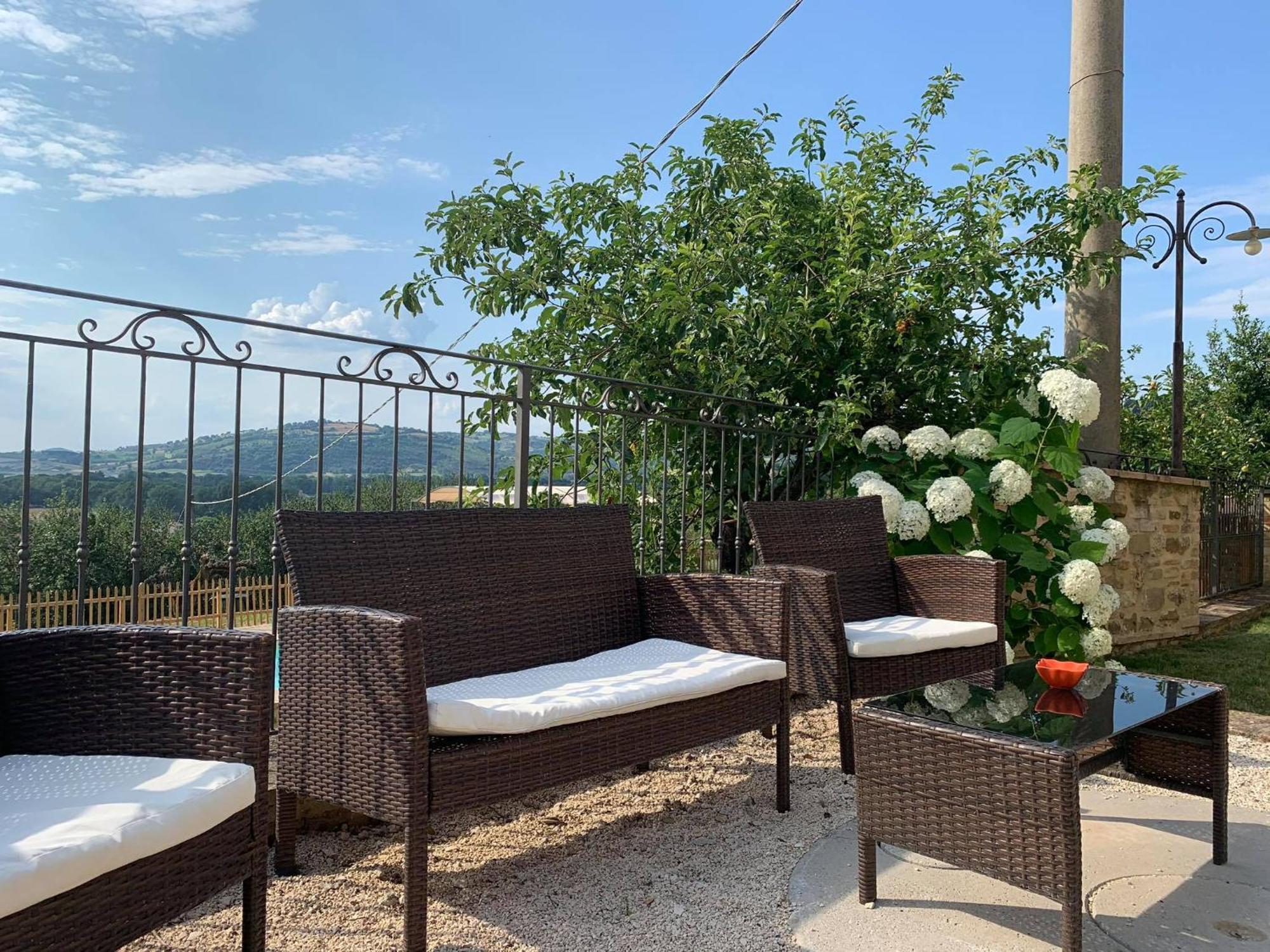 Agriturismo La Palazzetta Di อัสซิซี ภายนอก รูปภาพ